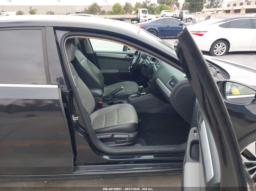 VOLKSWAGEN JETTA HYBRID 2016 VIN 3VW637AJ1GM227137