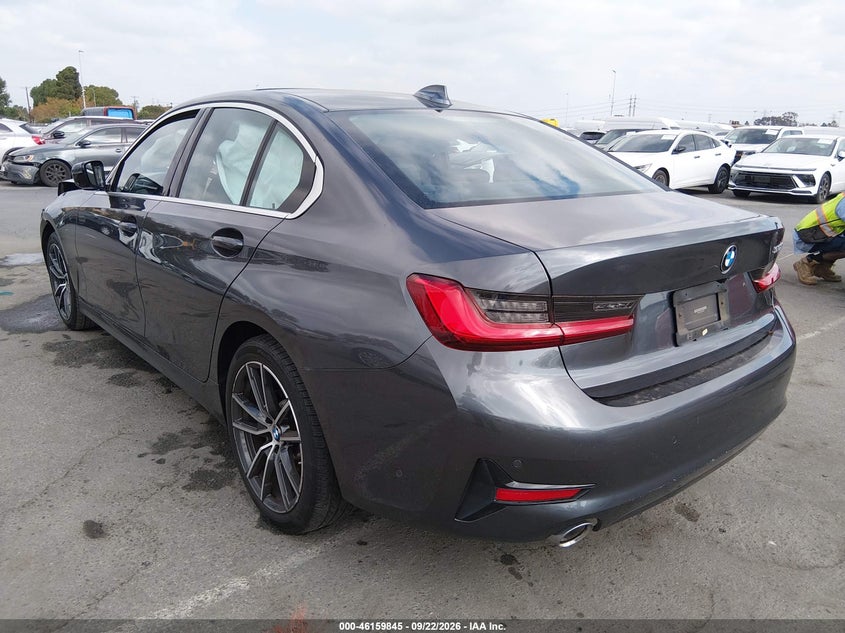 BMW 330I - zdjęcie 3