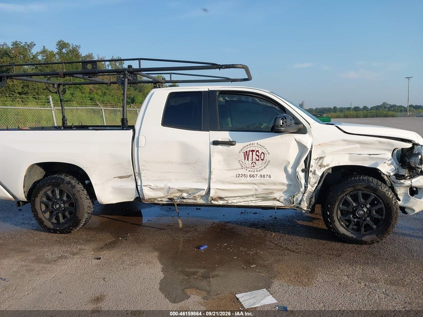 TOYOTA TUNDRA - zdjęcie 13