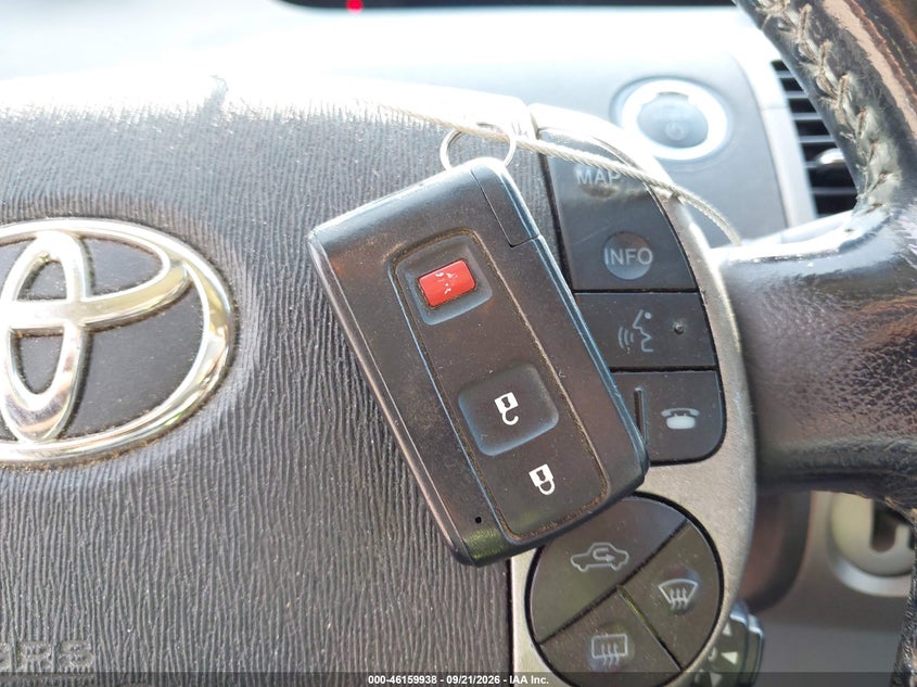 2007 TOYOTA PRIUS TOURING · Фото 11