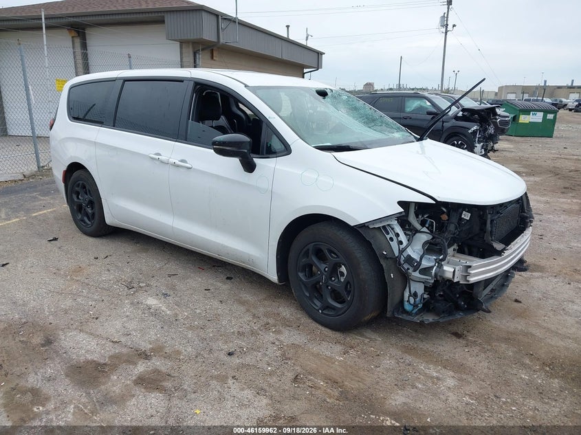 Vin: 2c4rc1s79rr111910, lot: 46659761, chrysler pacifica hybrid s appearance pkg 2024 img_1