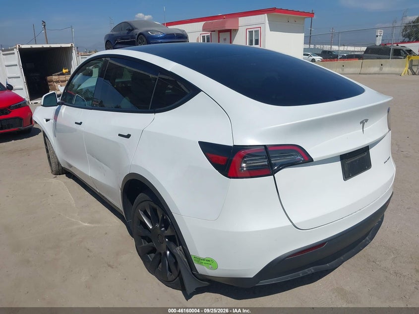 TESLA MODEL Y 2023 VIN 7SAYGDEE8PA106055