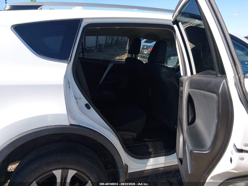 TOYOTA RAV4 - zdjęcie 8