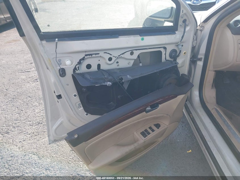 BUICK LUCERNE 2011 VIN 1G4HA5EM7BU124931