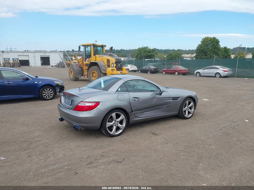 Vin: wddpk5haxcf032089, lot: 46659862, mercedes-benz slk 350 20124