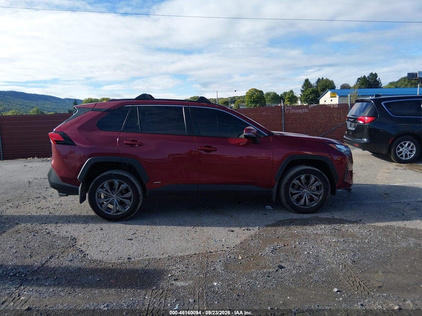 TOYOTA RAV4 HYBRID - zdjęcie 13