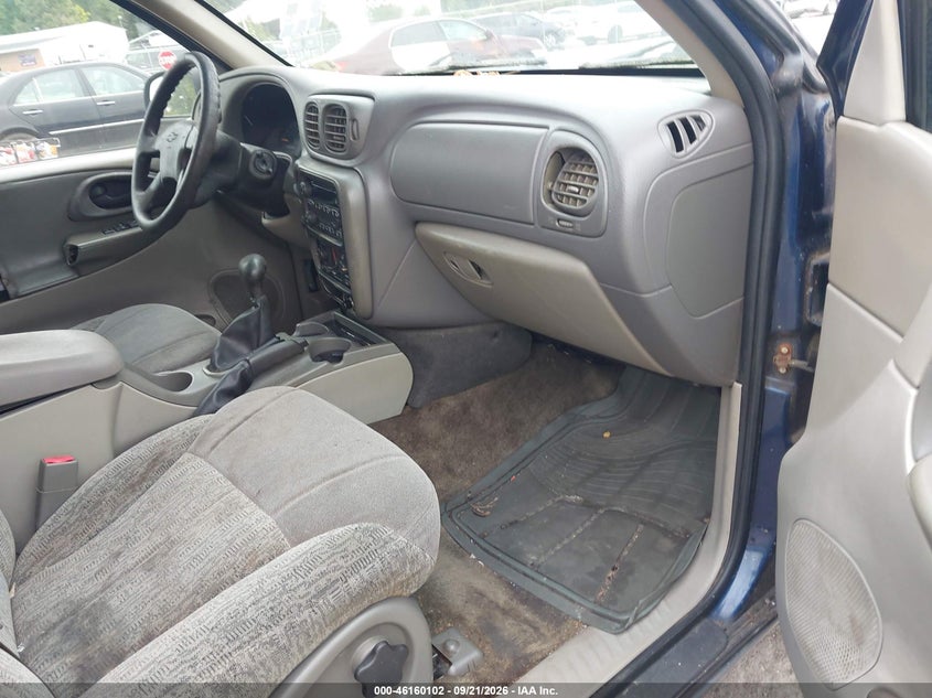 CHEVROLET TRAILBLAZER 2003 VIN 1GNDT13S032125589