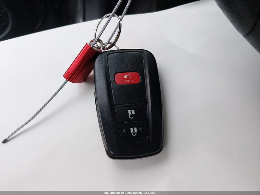 TOYOTA PRIUS - zdjęcie 11