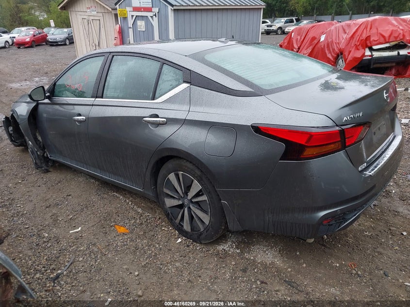 Vin: 1n4bl4dv3mn379717, lot: 46660068, nissan altima sv fwd 20213