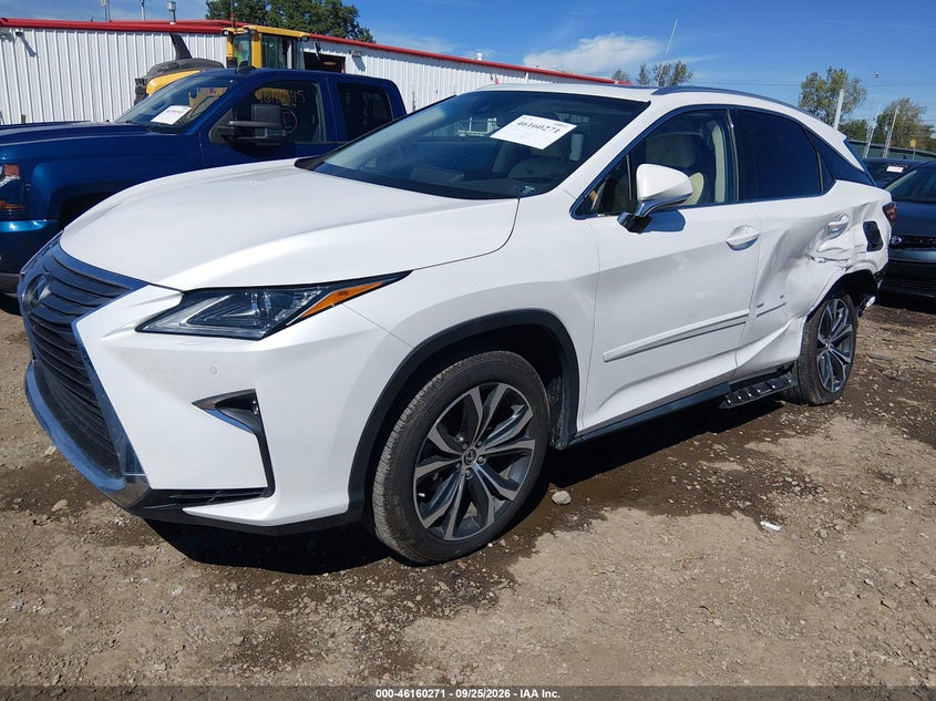 2018 Lexus RX, Левый бок, IAAI, VIN JTJBZMCAXJ2036680 — фото 2