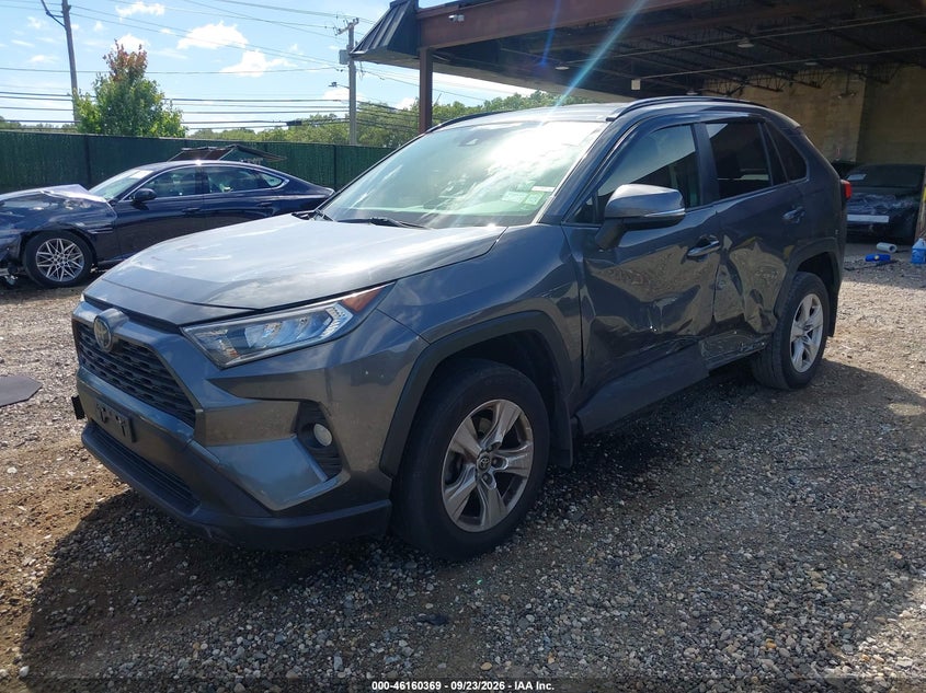 Vin: jtmp1rfv2ld060636, lot: 46660168, toyota rav4 xle 20202