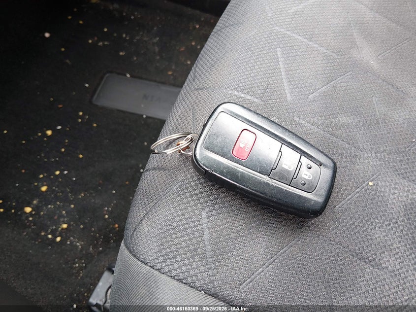 TOYOTA RAV4 - zdjęcie 11