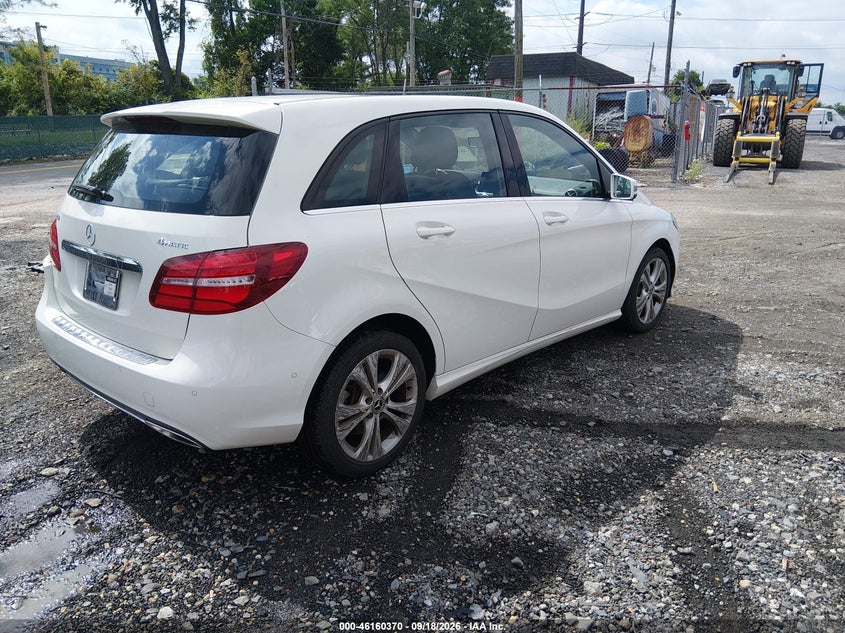 MERCEDES-BENZ B 250 - zdjęcie 4