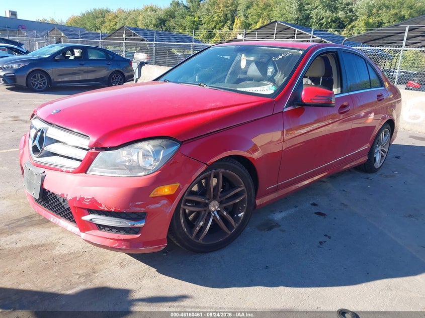 Vin: wddgf8ab1dr284032, lot: 46660260, mercedes-benz c 300 sport 4matic 20132