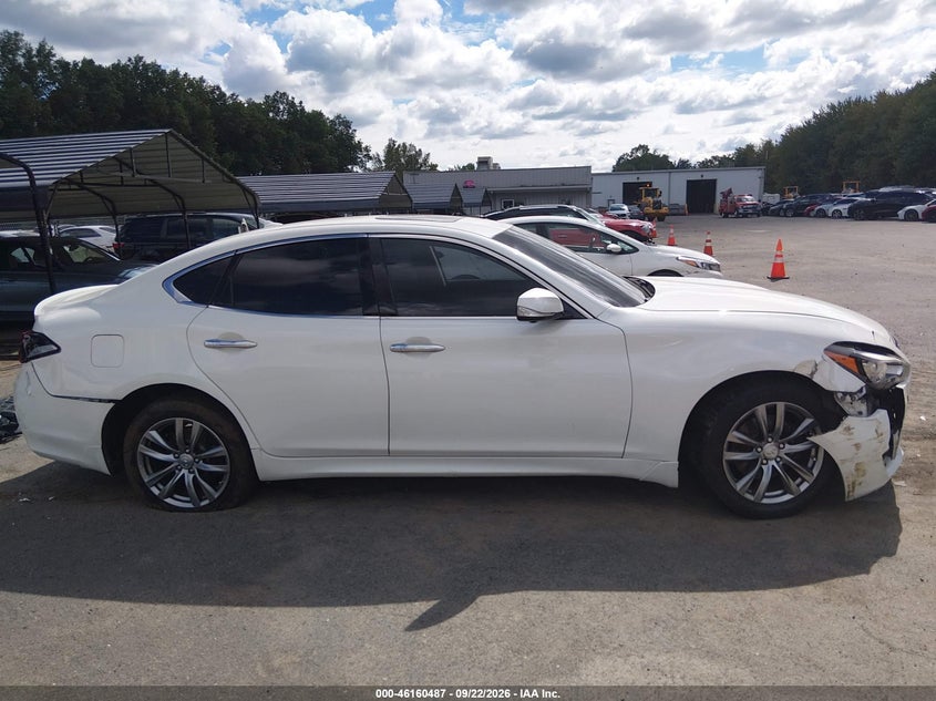 2016 INFINITI Q70 3.7X · Фото 14
