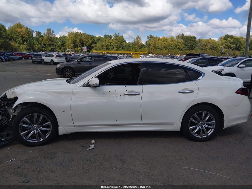 2016 INFINITI Q70 3.7X · Фото 15