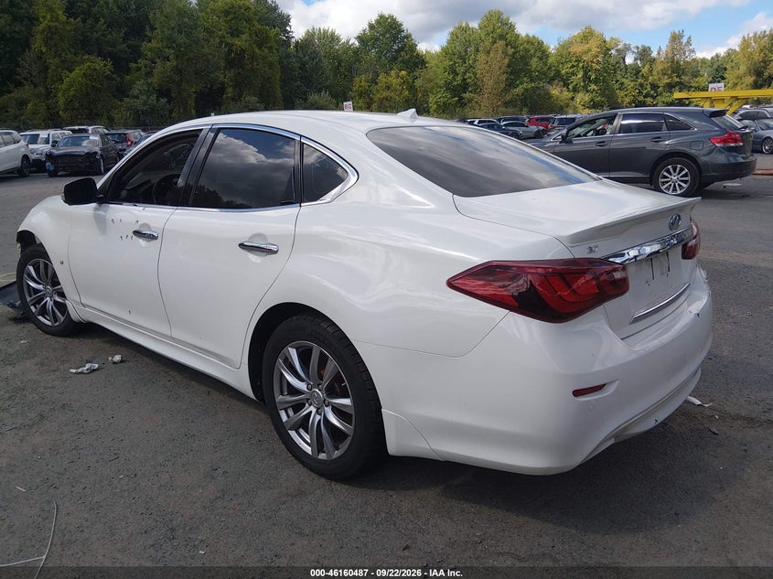 2016 INFINITI Q70 3.7X · Фото 3