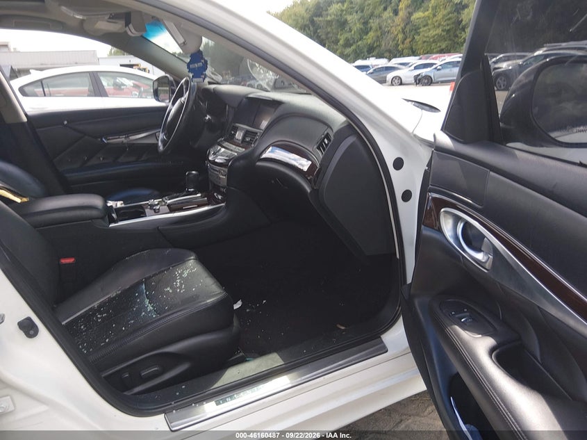 2016 INFINITI Q70 3.7X · Фото 5