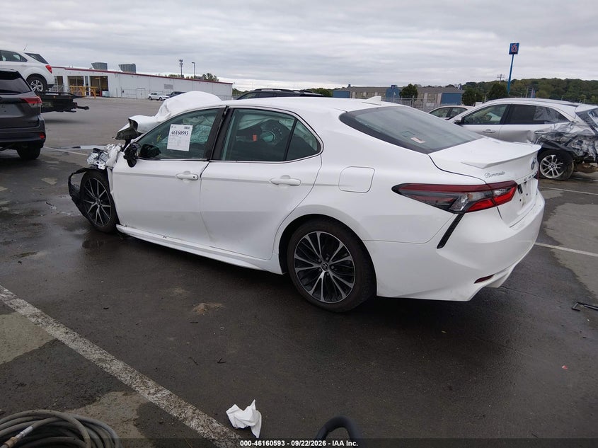 Vin: 4t1g11ak5mu593690, lot: 46660392, toyota camry se 20213