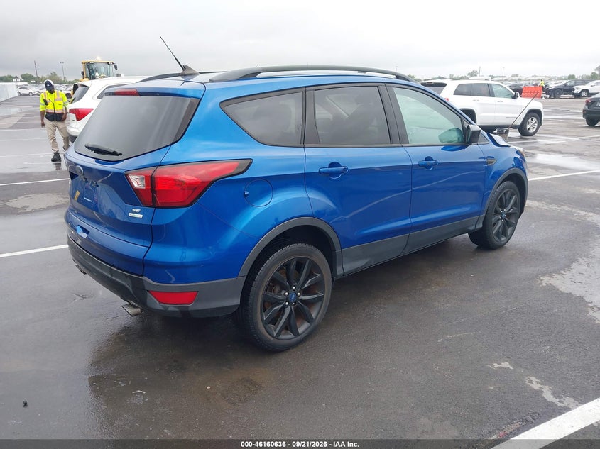 Vin: 1fmcu0gdxkub01936, lot: 46660435, ford escape se 20194