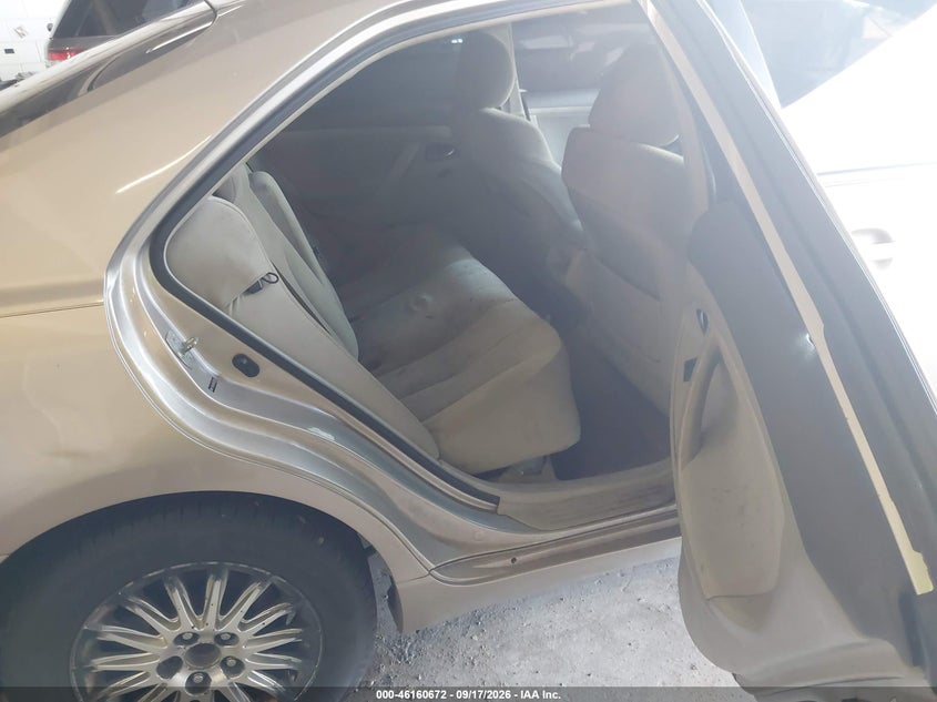 2009 TOYOTA CAMRY auction photo 8