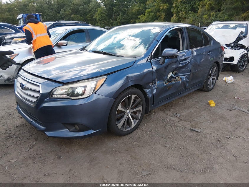 2015 Subaru Legacy, Лівий бік, IAAI, VIN 4S3BNAN64F3063851 — фото 2