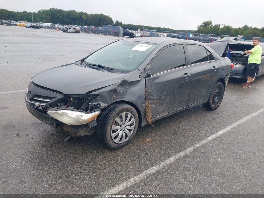 Vin: 2t1bu4ee8dc932693, lot: 46660584, toyota corolla le 20132