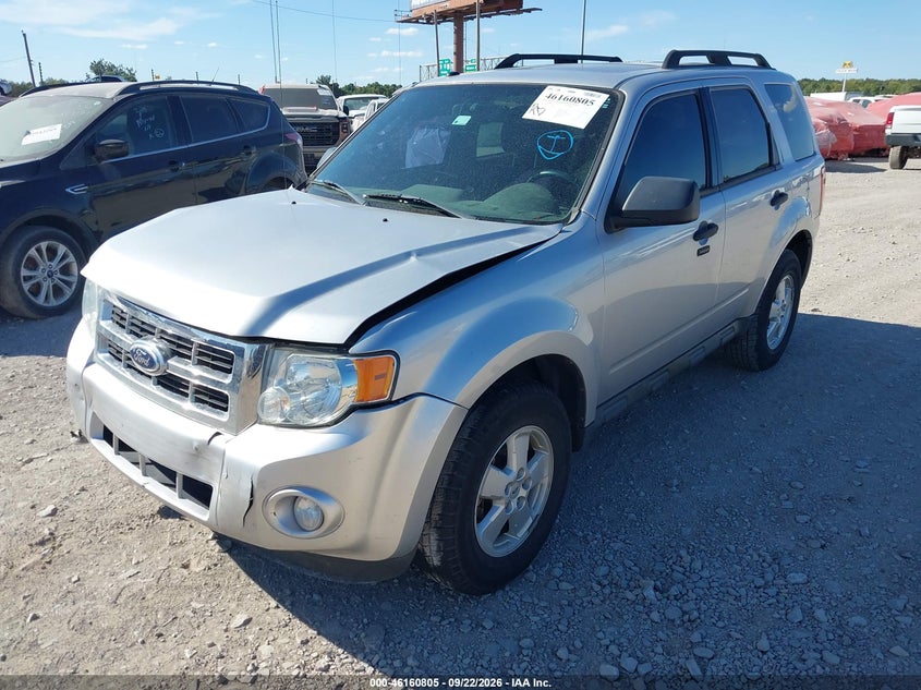 Vin: 1fmcu0dg4akc15486, lot: 46660604, ford escape xlt 20102