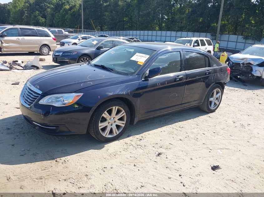 Vin: 1c3bc1fb9bn594662, lot: 46660648, chrysler 200 touring 20112