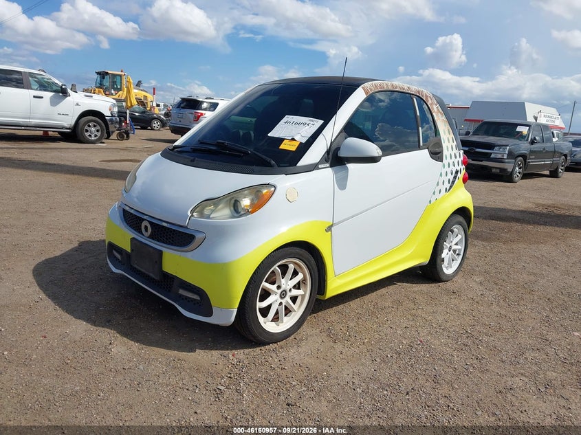 2013 Smart Fortwo Passion/Pure, Обычный износ, IAAI, VIN WMEEJ3BA3DK651290 — фото 2