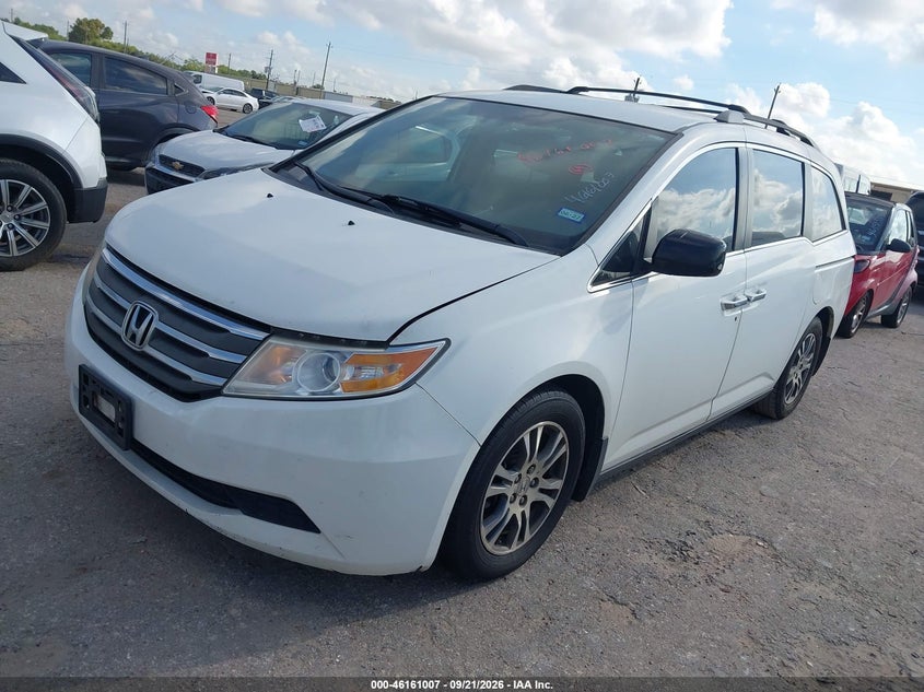 2013 HONDA ODYSSEY auction photo 2