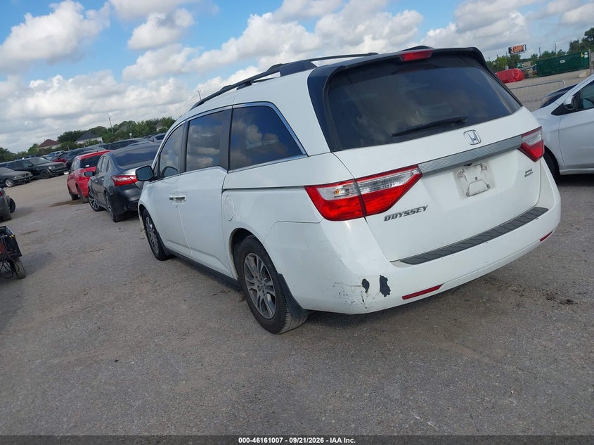 2013 HONDA ODYSSEY auction photo 3