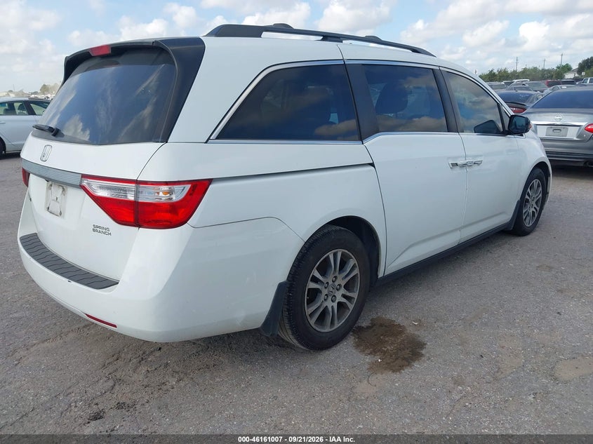 2013 HONDA ODYSSEY auction photo 4