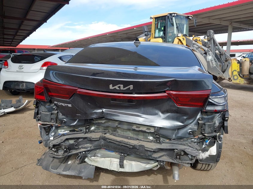 Kia Forte - фото 6