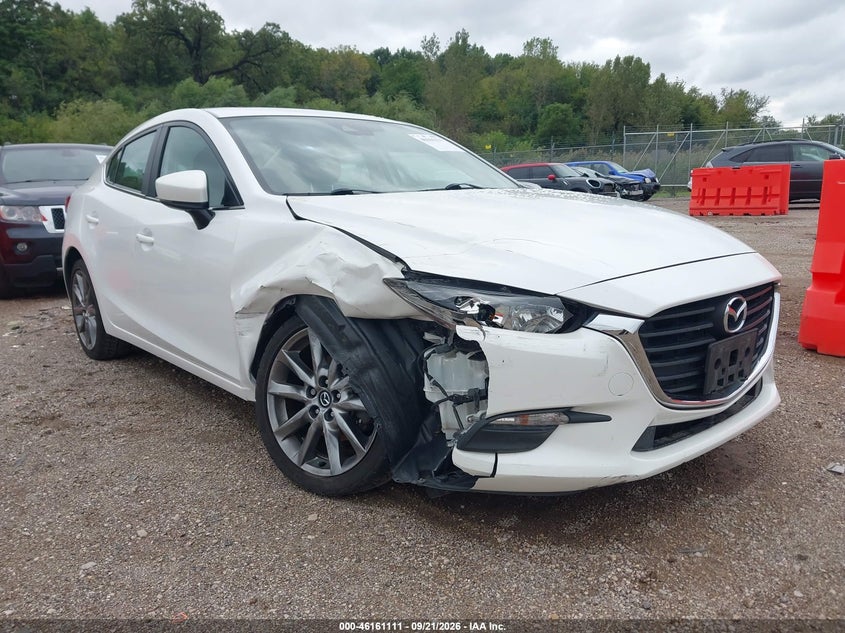 Vin: 3mzbn1v33jm248788, lot: 46660910, mazda mazda3 touring 2018 img_1