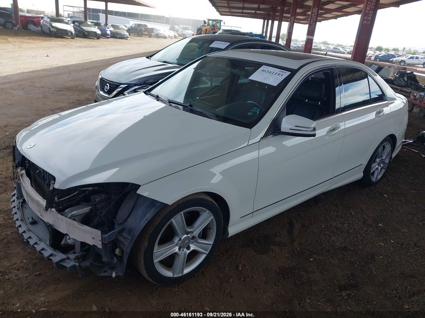 Mercedes-Benz C 300 - фото 2