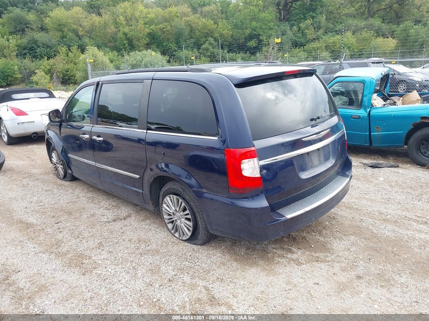 Vin: 2c4rc1cg7dr535495, lot: 46661100, chrysler town & country touring-l 20133