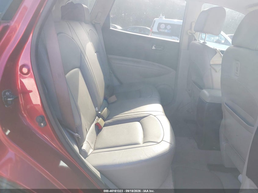 2010 NISSAN ROGUE auction photo 8