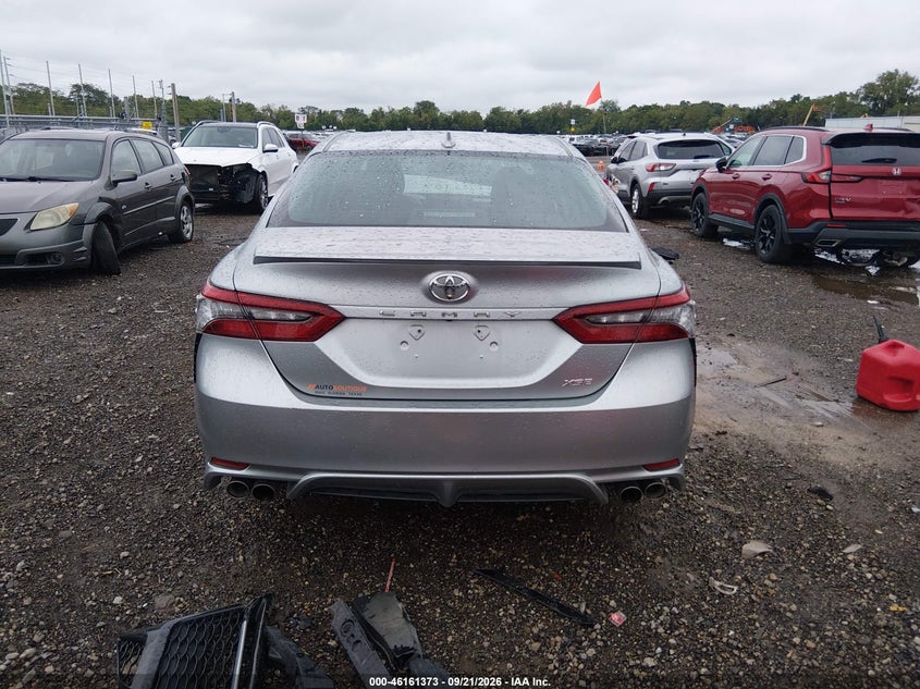 TOYOTA CAMRY - zdjęcie 17