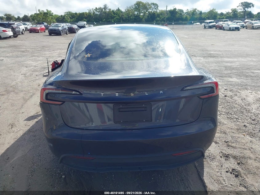 TESLA MODEL 3 - zdjęcie 15