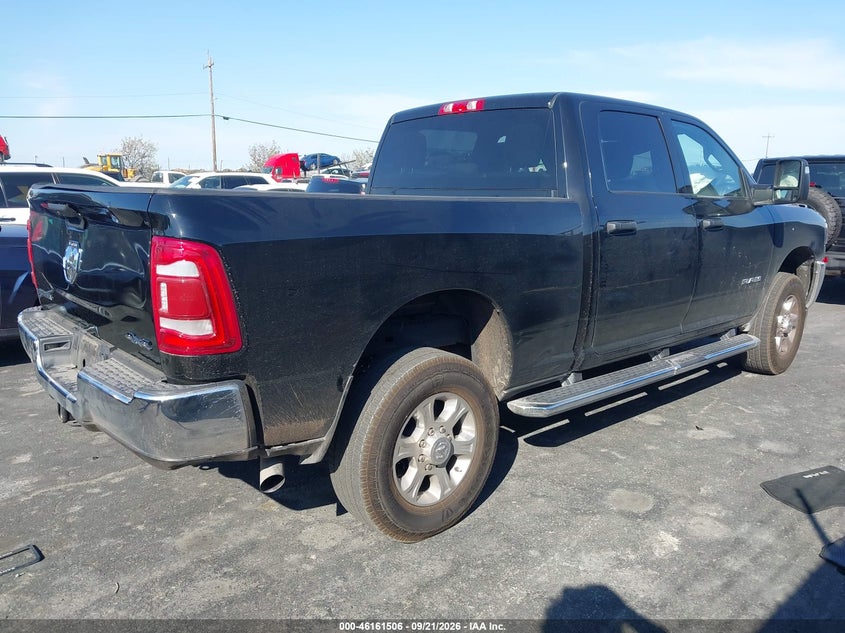 Vin: 3c6ur5dj1rg397693, lot: 46661305, ram 2500 big horn  4x4 6'4 box 20244
