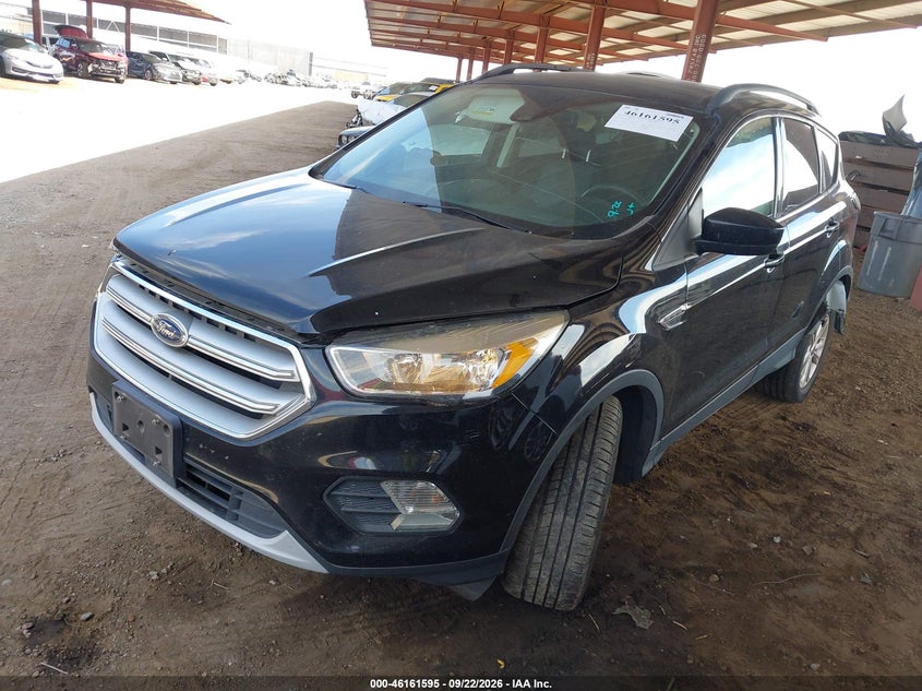 Vin: 1fmcu9gd2juc77527, lot: 46661394, ford escape se 20182