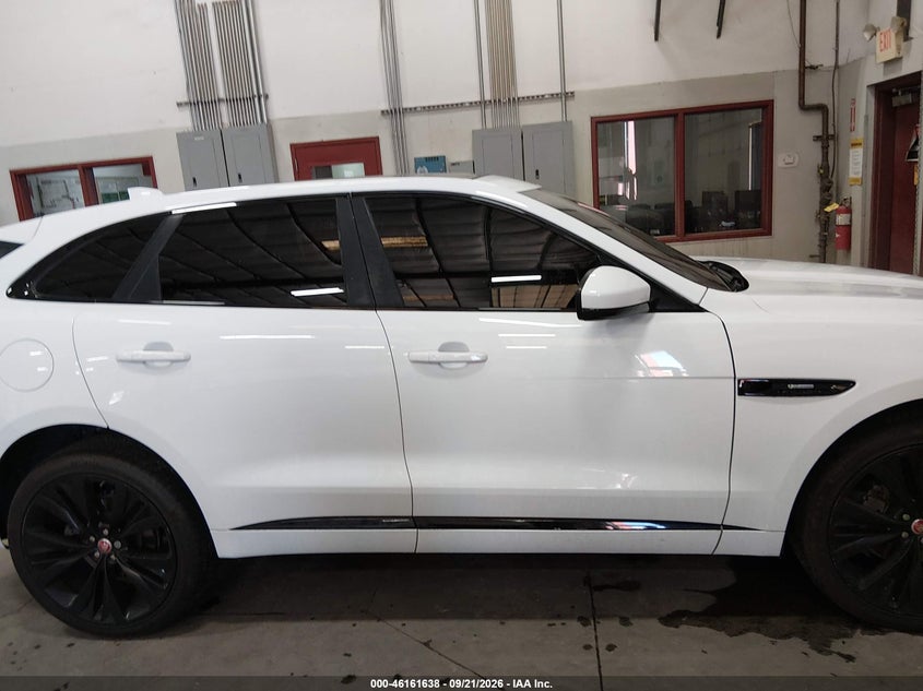 JAGUAR F-PACE - zdjęcie 13