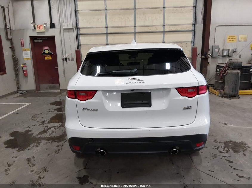 JAGUAR F-PACE - zdjęcie 16