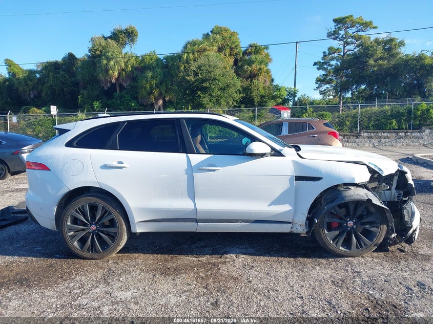 JAGUAR F-PACE - zdjęcie 14