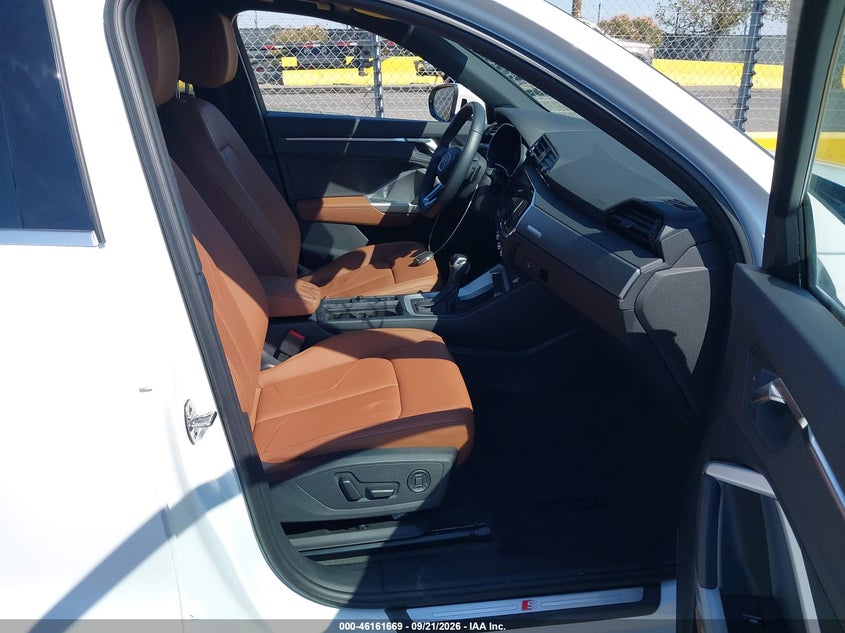 AUDI Q3 2024 VIN WA1EECF36R1112913