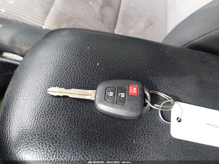 TOYOTA RAV4 - zdjęcie 11