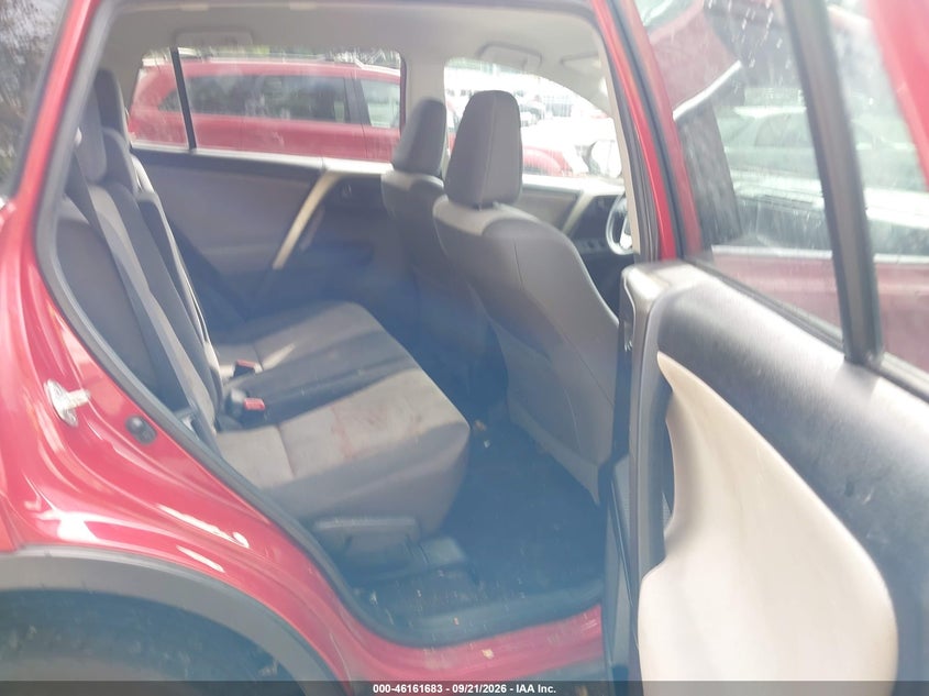 TOYOTA RAV4 - zdjęcie 8