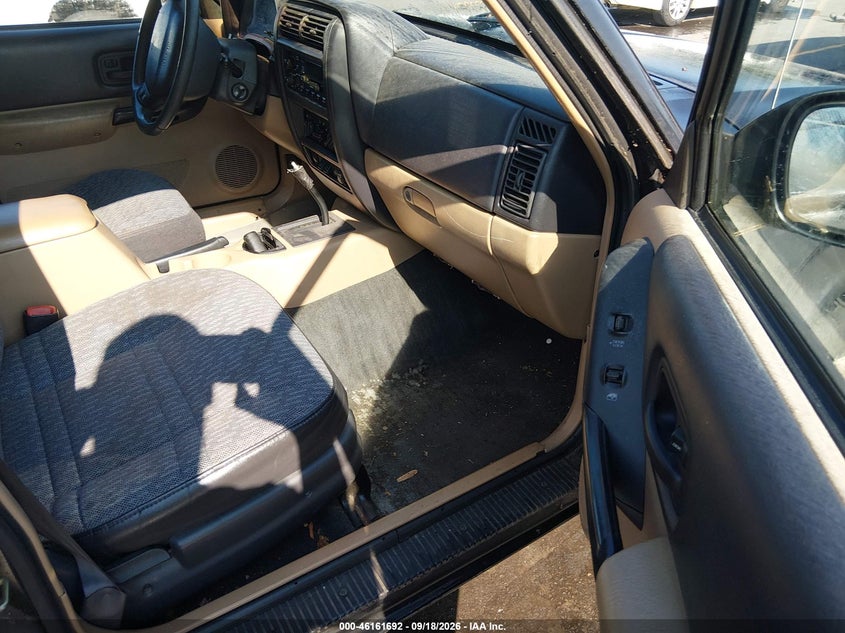 2001 JEEP CHEROKEE auction photo 5