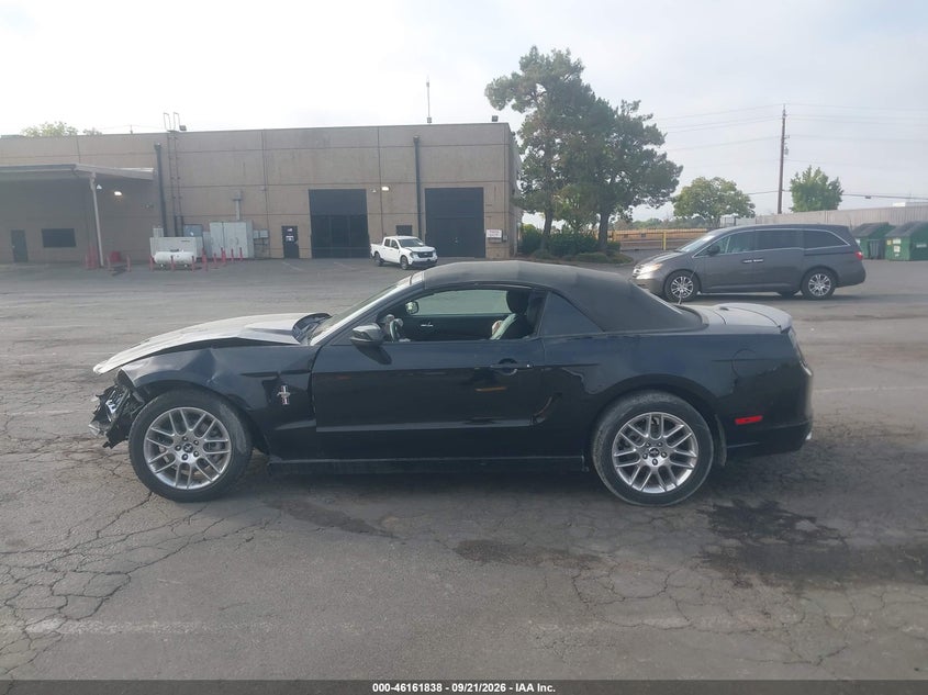 2014 FORD MUSTANG V6 PREMIUM · Фото 15